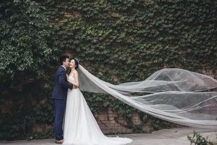 惊艳!黄浩瀚先生梁艳萍小姐臻美精致婚纱照