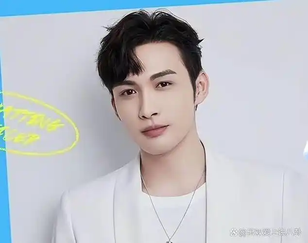 网曝张彬彬隐婚生子,父母抱孙子乱逛,妻子疑是圈内人 (30)