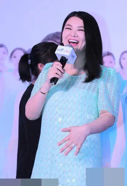 离爆红只差一个老婆?王岳伦拿下空窗期李湘,却对孕期反应太冷淡