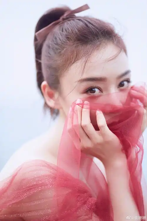 袁姗姗微博写真图片集