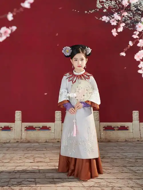 清宫系列更新了高定古装衣服精致古装头饰精美古装假发高清放大样片修