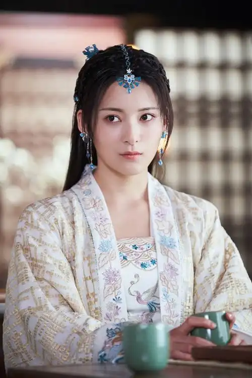 毒舌郡主×奶痞山寨少主反差cp更上头,饰演郡主的@孙安可古装又甜又美