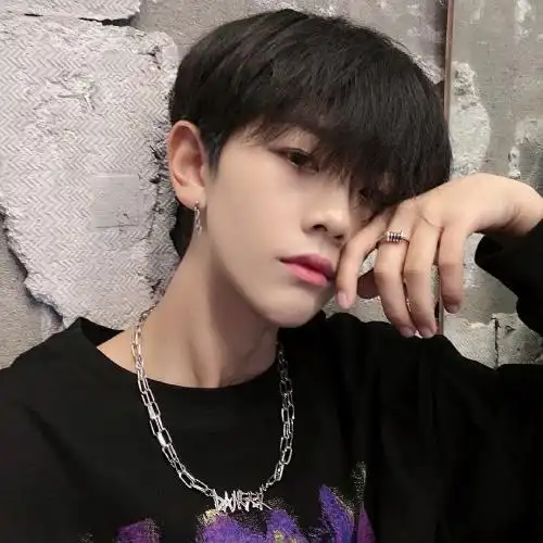 第一眼就会让你心动的真人霸气帅哥头像冷酷王子