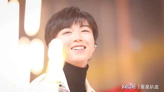 王俊凯妈妈龚声宏为培养儿子放弃事业如今儿子成她的骄傲