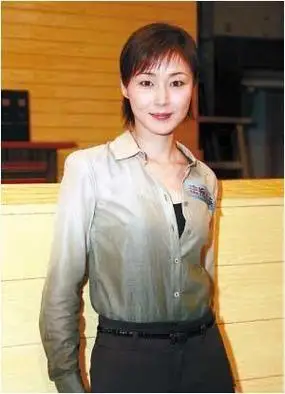 早前,万绮雯说"非甄子丹不嫁",最后却嫁给相恋仅七天的陈十三