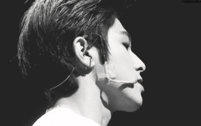 全球帅哥大搜罗#郑允浩.一眼秒杀【gif】 cr yunhoonlyone