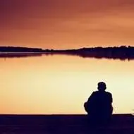 qq头像男生背影伤感