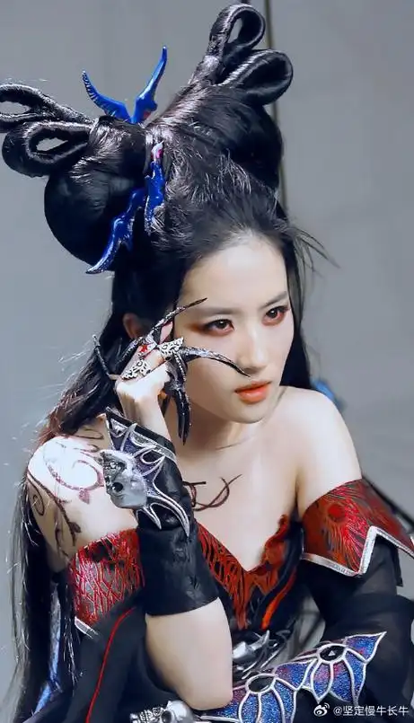 一直以来,刘亦菲的造型都是备受关注的焦点.无论是古装剧