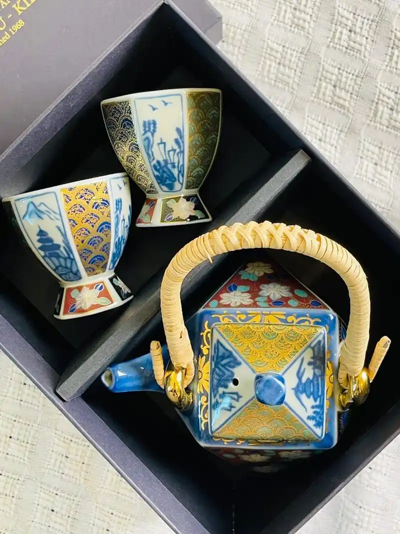 古伊万里的天花板—林九郎❗️ 这波佐见烧 金属手林九郎酒壶