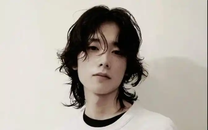 男生文艺感发型