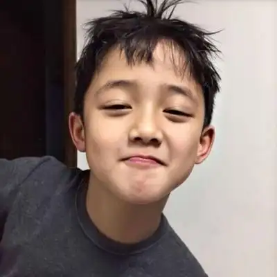 高清很火的可爱小男孩头像图片