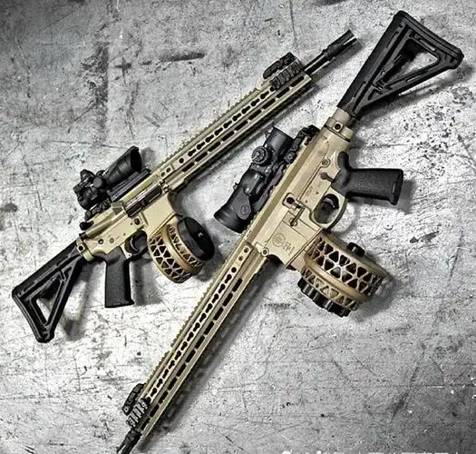 现代武器代表扩展无极限ar步枪欣赏