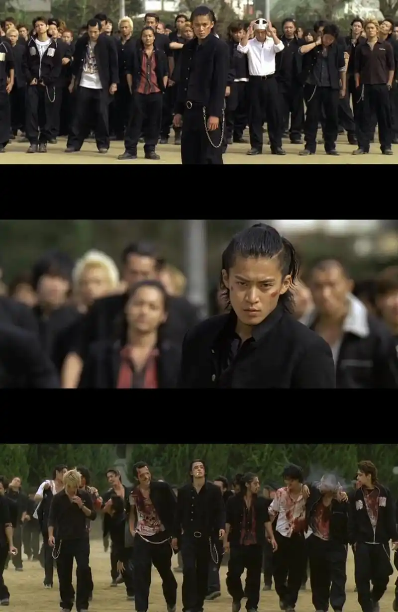 《热血高校》中的源治和芹泽毕业后为了生活,都变成了这副模样