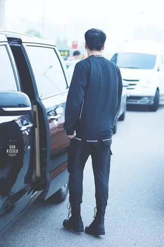 加二 王嘉尔 图来源于微博 侵权删