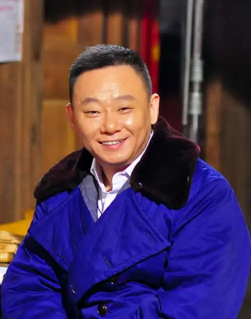 "春晚常客"邵峰:9登春晚,变卖家产陪妻抗癌,现状令人心酸|小品|潘长江