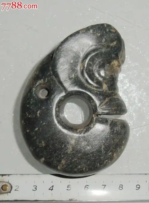 玉猪龙手把件摆件—高古玉器—红山文化玉器