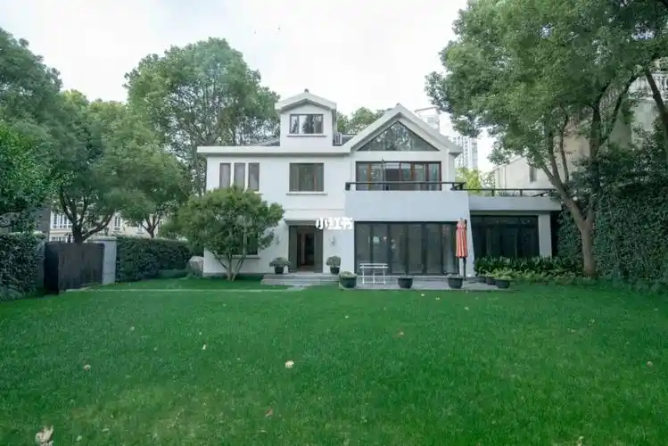 名都城别墅顶级豪宅简单介绍下