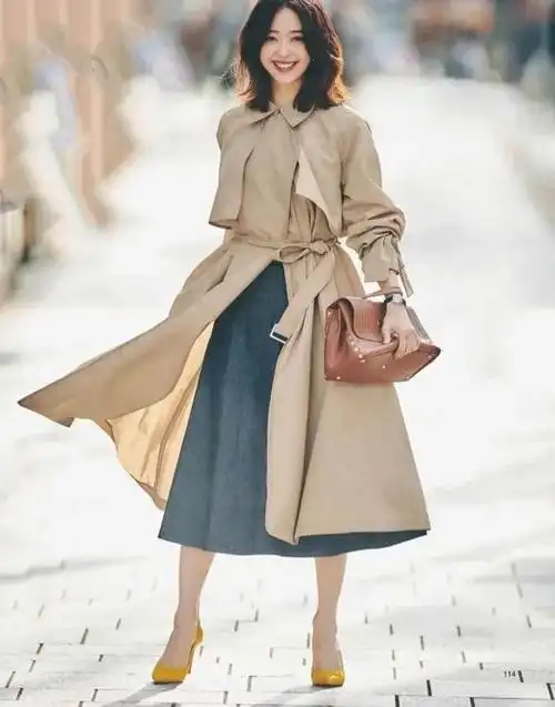 秋季穿搭怎能少了"卡其色风衣"?这样穿优雅高级