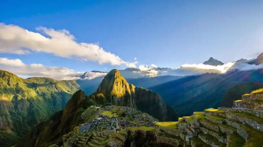 1俯瞰高山,高清图片,壁纸,自然风景-桌面城市