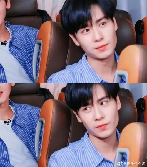 胡一天把中餐厅录成偶像剧#胡一天一出场真的感觉周边好像充满了粉红