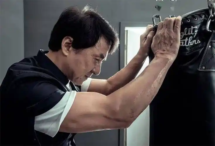 成龙被批动作造假真相曝光网友都惊呆了