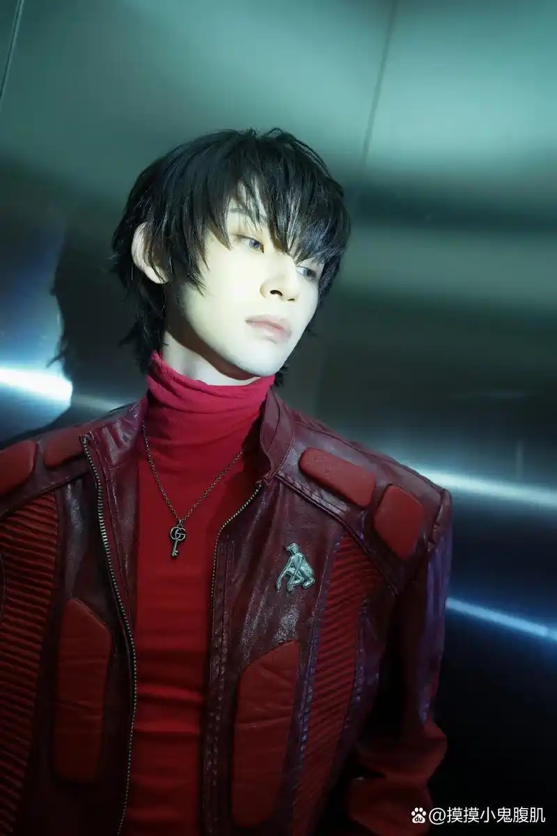 [网页链接] 今年ta的作品令人印象深刻,我要推荐的是:小鬼王琳凯