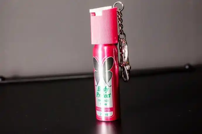 【黑色】盾牌(peace)防身喷雾器▼