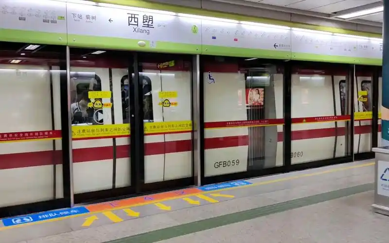 【广州地铁】广佛线b3-ii型列车gf×059-060出西塱站(沥滘方向)