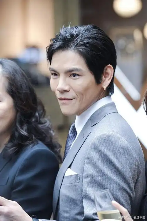 郭碧婷与向佐家庭幸福:爱的力量超越流言蜚语