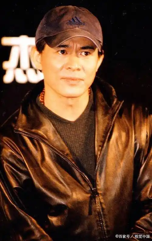 李连杰与丁岚的感情经历简介