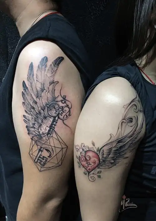 周忆刺青 情侣翅膀纹身 大臂纹身 北京三里屯纹身