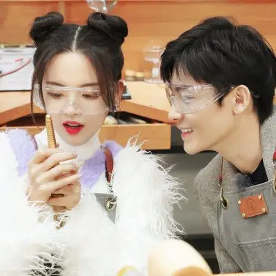 明越夜图源微博 明越夜超话侵删