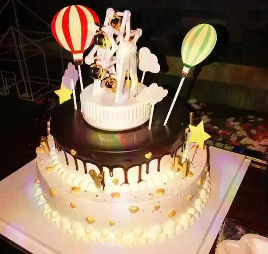 拖米生日晚上ktv狂欢! 看看这些人, 这是来了多少明星大腕?