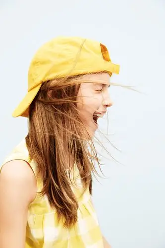 谁有这个背景图 戴帽子的图片.