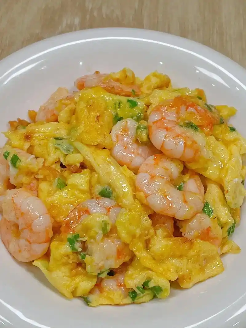 虾仁滑蛋…敲下饭喔!q弹嫩滑7515.巨好吃的虾仁滑蛋!