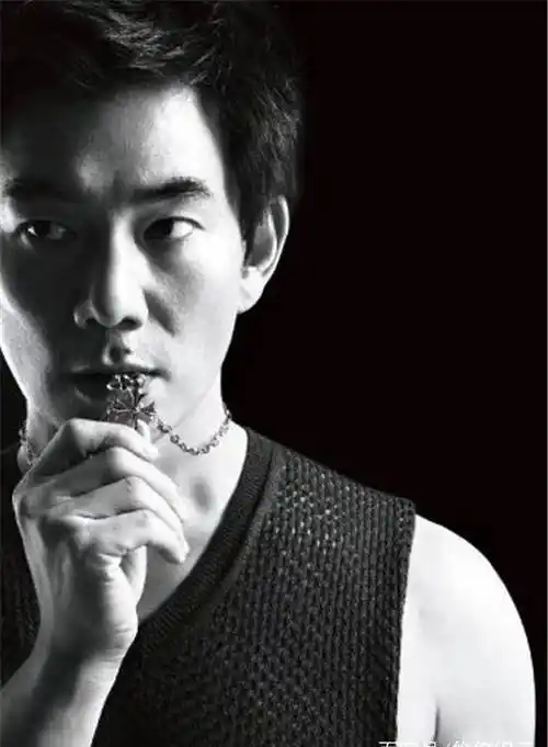 大写的服:从胖到200斤到一个半月瘦17公斤,任贤齐被赞励志_明星_身材