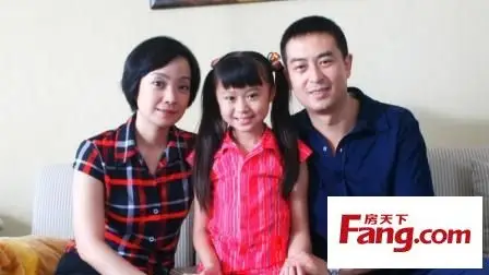 《我是业主》主演张嘉译王海燕夫妻家居照