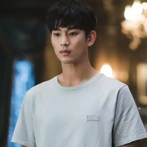 「虽然是精神病但没关系」金秀贤文纲太剧照