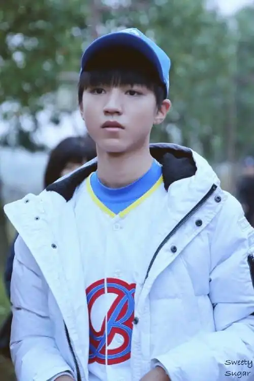 【那年今日】11月18日151118 韩国上班161118 《我们的少年时代》拍摄