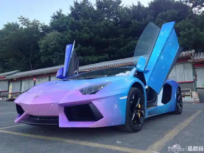 帝都土豪的大玩具 首辆星空兰博基尼lp700亮相