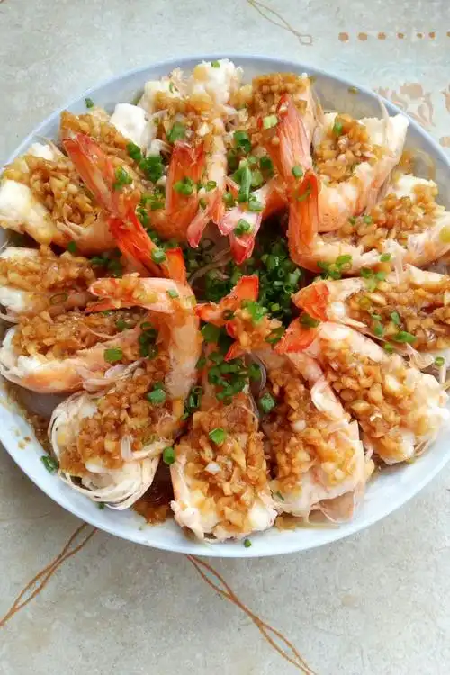 蒜蓉粉丝蒸开边虾