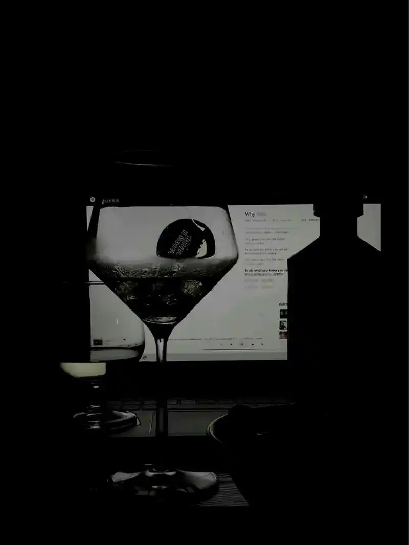 孤独感363436373039黑色氛围感背景图 #背景图# #朋友圈