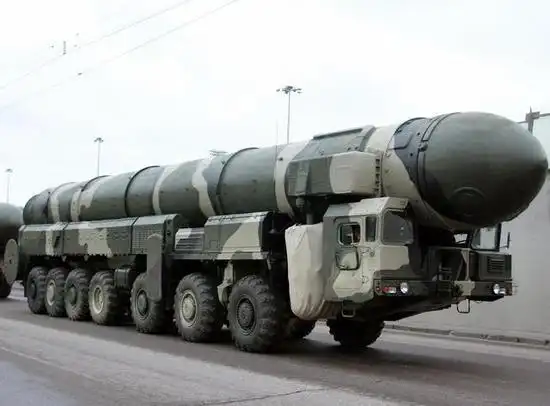 俄宣布布拉瓦潜射导弹投入使用 携10枚核弹头力压北约