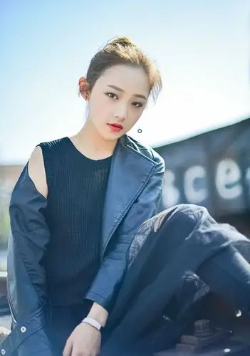 灵气少女吴佳怡半妖倾城中客串清装少女东哥长相甜美