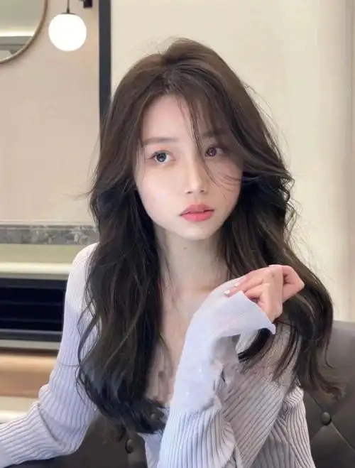 韩式浪漫卷发气垫烫女生中长烫发推荐.