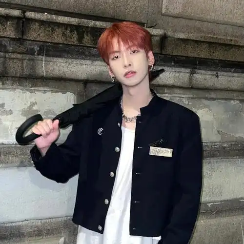 权志龙gd同款小番茄发色直男直呼绝绝子