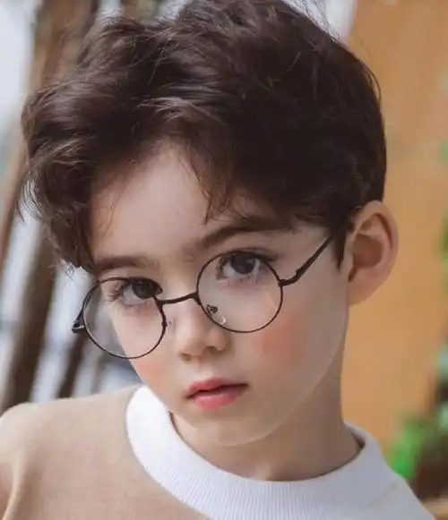 韩加混血精灵男孩p都不敢p成他这样实在是帅得太不真实了