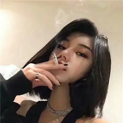 思念是最美的情愫酷拽女生头像真人