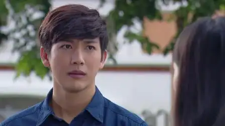 游戏幻影 第6集 游戏幻影 06美女开车给未婚夫送东西,突然摩托出现