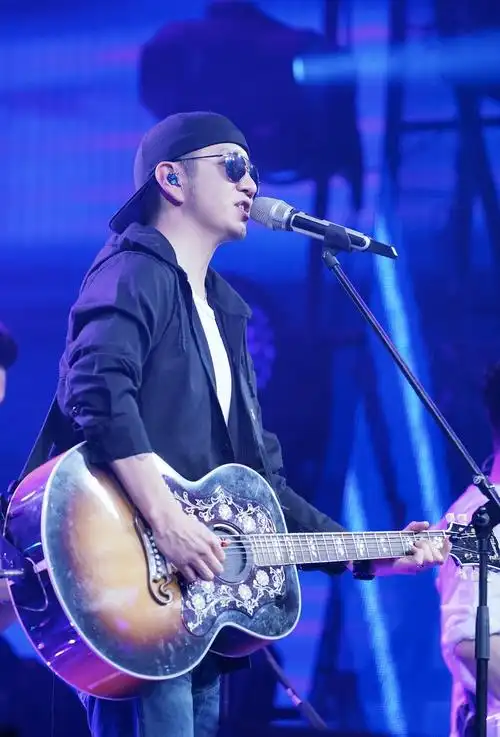 唱作人郝云上线 《阳光一般灿烂的日子》大写的人间真实好春光